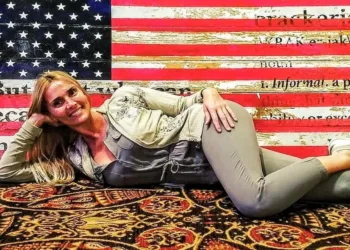 Sofía Oleksak, exesposa de Gerardo Sofovich, inicia una nueva etapa en los Estados Unidos: Descubre su vida tras el divorcio en tierras americanas.