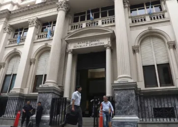 La Justicia Federal ordena al Banco Central vender dólares oficiales al gobierno de Córdoba por tercera vez