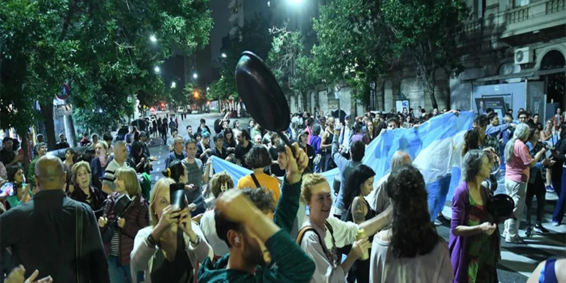 El polémico DNU de Milei y su defensa acérrima de la libertad: ¿Un paso hacia un cambio radical?