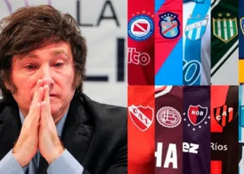 El artículo del DNU que permitía la conversión de clubes en empresas es suspendido por un juez.