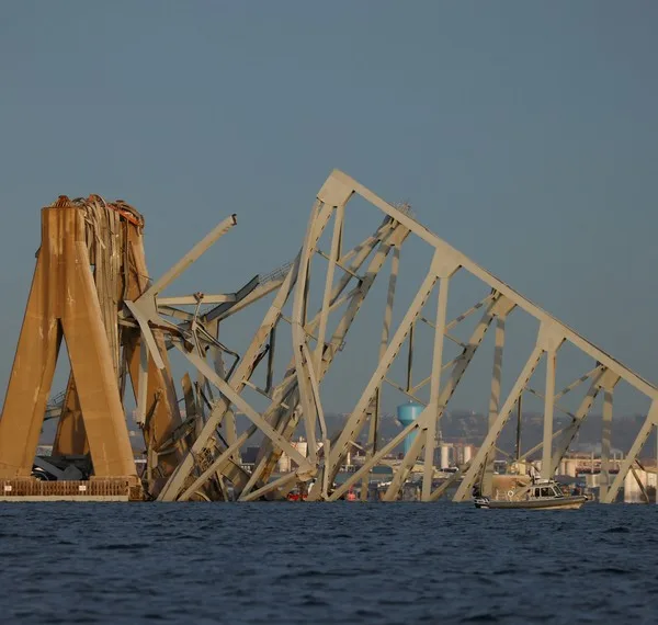 Los directores de las automotrices preocupados por el colapso del puente de Baltimore.