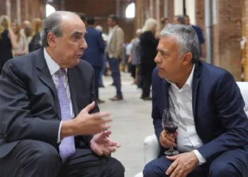 El sorprendente apoyo de Francos a Cornejo en el llamado al Pacto del 25 de mayo encabezado por Milei