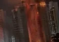 Impresionante incendio arrasa con edificio en construcción en Recife, Brasil