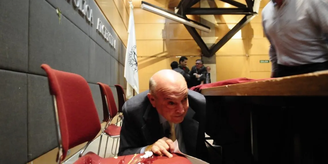 Domingo Cavallo explica las condiciones para superar el cepo y liberar el tipo de cambio.