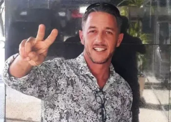 Hombre que atacó a Milei el día de la asunción es condenado a tres años y medio de prisión