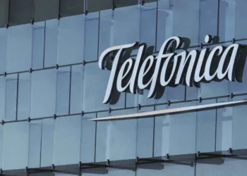 Las filiales locales de empresas españolas eligen el silencio en un tema diplomático