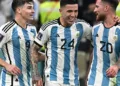 El mediocampo de la selección argentina, un desafío para Lionel Scaloni: variantes y estrellas en la sala de motores