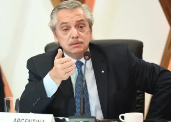 Allanan domicilios vinculados a un influyente productor de seguros relacionado con Alberto Fernández