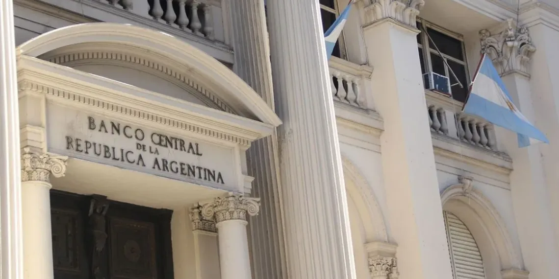 Banco Central realiza nueva venta y las reservas alcanzan su nivel más bajo en cuatro meses