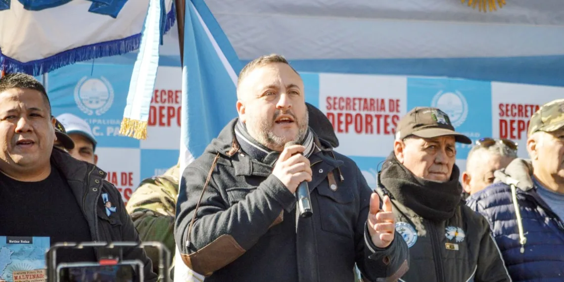 Pablo mansilla en el acto de 9 de julio en jose c paz