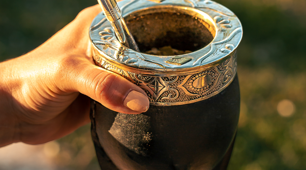 Marcelo Tinelli sorprende a todos al agregar un ingrediente secreto al mate