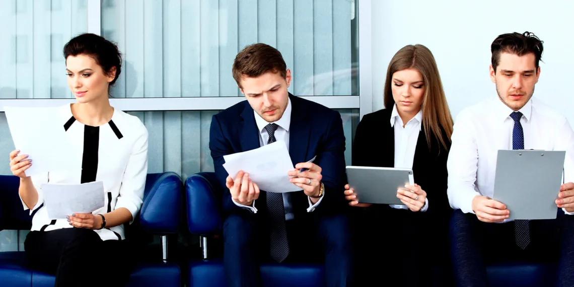 Evita estos cinco errores en una entrevista laboral, según el consejo del botón azul de WhatsApp de Meta AI