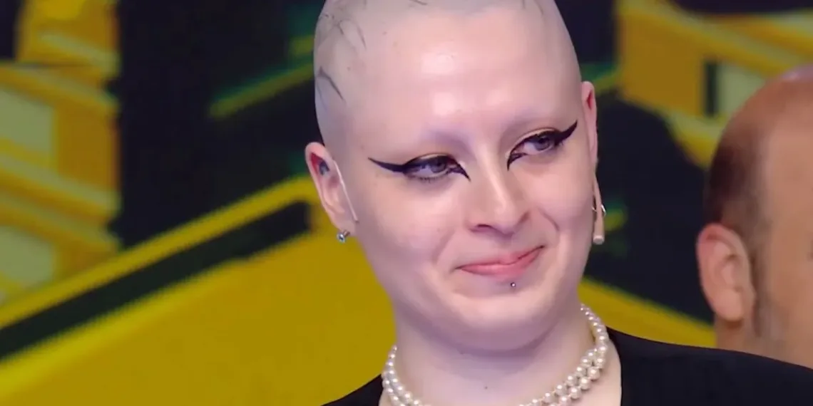 Historia conmovedora en Los 8 escalones: Joven revela el motivo detrás de llevar la ropa de su abuela