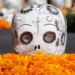 Origen y Significado del Día de Muertos en México: Descubre la Fascinante Historia y Tradiciones de esta Celebración Esencial