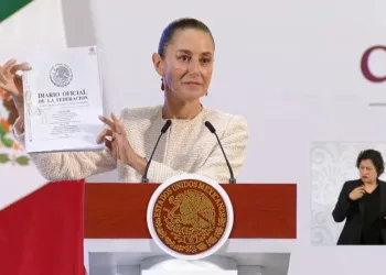 Claudia Sheinbaum destaca la Constitución como máxima ley de México