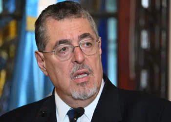 Cancelan el registro del partido Semilla, liderado por el presidente de Guatemala